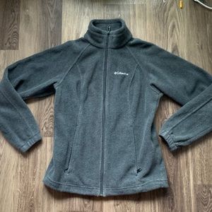 COLUMBIA FLEECE ZIP UP - Never worn